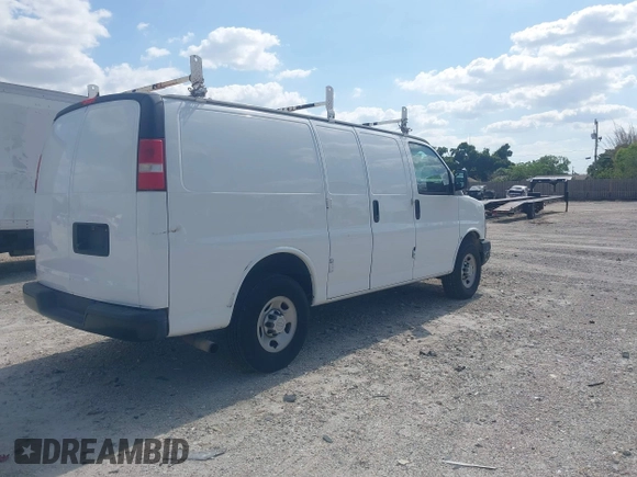 2016 Chevrolet Express Cargo Van with VIN 1GCWGAFF9G1174306, listed as a IAAI auction lot 42028351 with 154,646 mi miles. Bid and sale history available at carsss.com. Image 4.