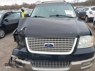 2003 Ford Expedition Eddie Bauer with VIN 1FMFU18L53LA39572, listed as a IAAI auction lot 41736986 with 1 mi miles. Bid and sale history available at carsss.com. Image 10.