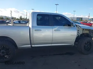 2017 Ram 1500 SLT z VIN 1C6RR6GG9HS804033, wystawiony jako IAAI lot #41707426 z przebiegiem 92 182 mil mil oraz . Historia ofert i sprzedaży dostępna na DreamBid. Obrazek 14.
