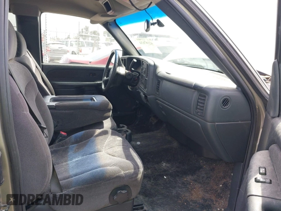 2002 GMC Sierra 1500 SLE with VIN 2GTEC19V821407265, listed as a IAAI auction lot 42087634 with 196,745 mi miles and . Bid and sale history available at DreamBid. Image 5.