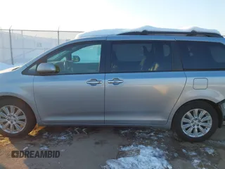 2015 Toyota Sienna Ltd with VIN 5TDDK3DC1FS094834, listed as a IAAI auction lot 41344394 with 137,146 mi miles. Bid and sale history available at carsss.com. Image 14.