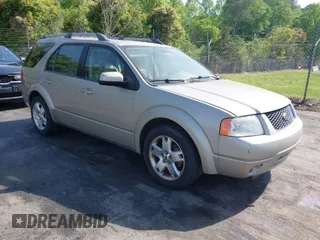 2005 Ford Freestyle Limited with VIN 1FMDK06105GA16446, listed as a IAAI auction lot 42077303 with 1 mi miles. Bid and sale history available at carsss.com. Image 1.