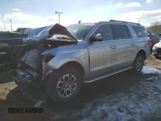 2023 Ford Expedition Max XLT z VIN 1FMJK1J89PEA03917, wystawiony jako Copart lot #46228045 z przebiegiem 63 565 mil mil oraz Szkoda całkowita • Salvage title. Historia ofert i sprzedaży dostępna na DreamBid. Obrazek 1.