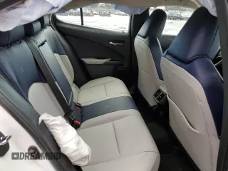 2019 Lexus UX with VIN JTHU9JBH8K2019868, listed as a Copart auction lot 40741123 with 35,266 mi miles. Bid and sale history available at carsss.com. Image 10.