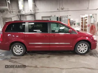 2014 Chrysler Town & Country Touring with VIN 2C4RC1BG4ER300541, listed as a IAAI auction lot 41709855 with 168,052 mi miles. Bid and sale history available at carsss.com. Image 12.