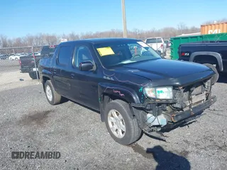 2006 Honda Ridgeline RTL z VIN 2HJYK16546H566846, wystawiony jako IAAI lot #41743030 z przebiegiem 174 894 mil mil oraz . Historia ofert i sprzedaży dostępna na DreamBid. Obrazek 1.