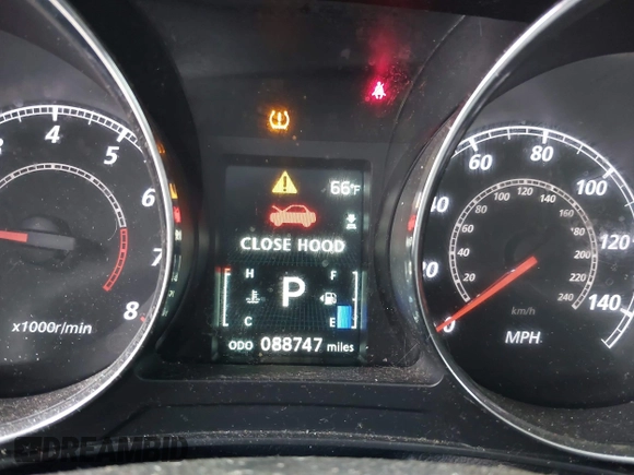 2018 Mitsubishi Outlander ES z VIN JA4AP3AU6JU011611, wystawiony jako IAAI lot #42191132 z przebiegiem 88 747 mil mil oraz . Historia ofert i sprzedaży dostępna na DreamBid. Obrazek 16.
