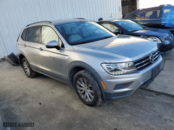 2019 Volkswagen Tiguan S with VIN 3VV0B7AX6KM194310, listed as a Copart auction lot 85725874 with 54,895 mi miles and Salvage Title. Bid and sale history available at carsss.com. Image 4.