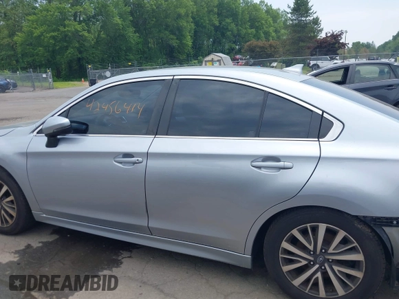 2019 Subaru Legacy Premium z VIN 4S3BNAF65K3034819, wystawiony jako IAAI lot #42456414 z przebiegiem 105 907 mil mil oraz . Historia ofert i sprzedaży dostępna na DreamBid. Obrazek 14.