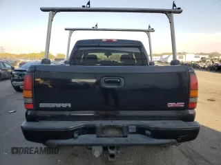 2005 GMC Sierra Denali z VIN 2GTEK63N051303155, wystawiony jako Copart lot #73654884 z przebiegiem Nie podano mil oraz Szkody całkowita. Historia ofert i sprzedaży dostępna na DreamBid. Obrazek 6.