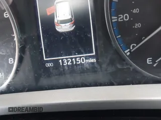 2018 Toyota RAV4 XLE z VIN 2T3WFREV5JW466294, wystawiony jako IAAI lot #41841436 z przebiegiem 132 150 mil mil oraz . Historia ofert i sprzedaży dostępna na DreamBid. Obrazek 7.