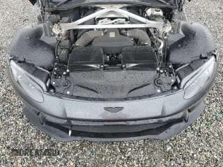 2021 Aston Martin Vantage z VIN SCFSMGAW6MGN05581, wystawiony jako Copart lot #48432665 z przebiegiem 22 469 mil mil oraz Szkoda całkowita • Salvage title. Historia ofert i sprzedaży dostępna na DreamBid. Obrazek 11.