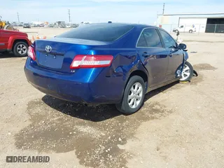 2011 Toyota Camry LE with VIN 4T1BF3EK8BU593469, listed as a IAAI auction lot 41905532 with 307,188 mi miles. Bid and sale history available at carsss.com. Image 4.