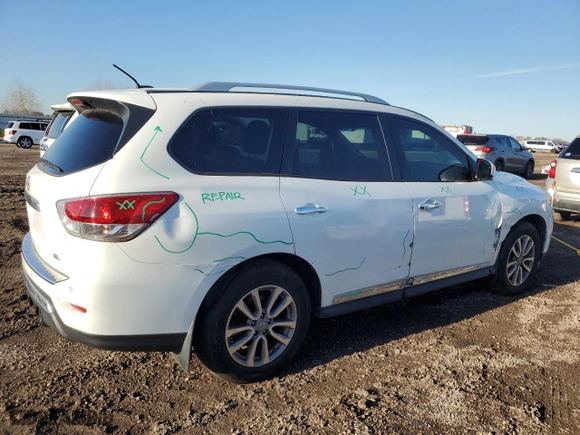 2015 Nissan Pathfinder Platinum with VIN 5N1AR2MN0FC650803, listed as a Copart auction lot 46279635 with 95,399 mi miles and Salvage Title. Bid and sale history available at carsss.com. Image 3.