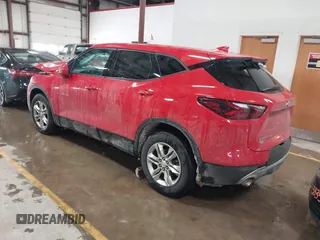 2021 Chevrolet Blazer LT z VIN 3GNKBHRS4MS520813, wystawiony jako IAAI lot #41095904 z przebiegiem 85 184 mil mil oraz . Historia ofert i sprzedaży dostępna na DreamBid. Obrazek 3.