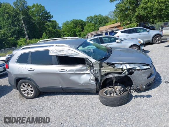 2016 Jeep Cherokee Altitude with VIN 1C4PJMCBXGW183284, listed as a IAAI auction lot 42346167 with 144,493 mi miles and . Bid and sale history available at DreamBid. Image 14.