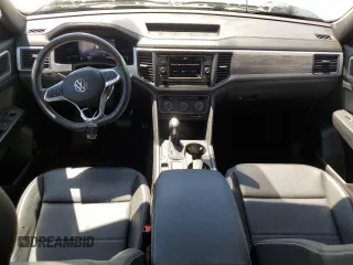 2023 Volkswagen Atlas SE with VIN 1V2DC2CA4PC214280, listed as a Copart auction lot 55832815 with 28,163 mi miles and Salvage title. Bid and sale history available at DreamBid. Image 8.