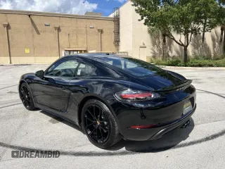 2024 Porsche 718 Cayman with VIN WP0AA2A87RK255246, listed as a Copart auction lot 53798415 with 1,250 mi miles and Non Repairable. Bid and sale history available at DreamBid. Image 4.