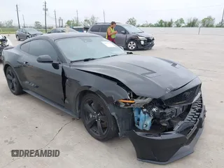 2021 Ford Mustang GT z VIN 1FA6P8CF2M5149691, wystawiony jako IAAI lot #41937878 z przebiegiem 57 865 mil mil oraz . Historia ofert i sprzedaży dostępna na DreamBid. Obrazek 1.