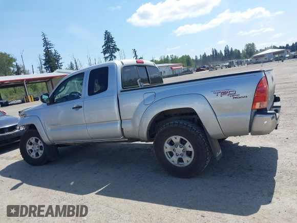 2008 Toyota Tacoma with VIN 5TEUU42N78Z517345, listed as a IAAI auction lot 42036113 with 247,880 mi miles and . Bid and sale history available at carsss.com. Image 15.