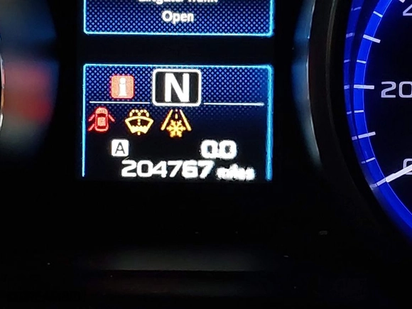 2015 Subaru Legacy 2.5i Premium with VIN 4S3BNBC6XF3057710, listed as a IAAI auction lot 41492822 with 204,767 mi miles. Bid and sale history available at carsss.com. Image 15.