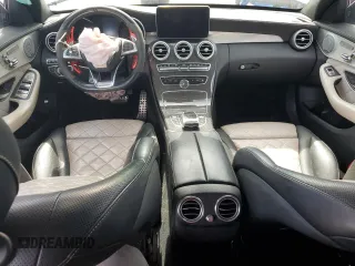 2017 Mercedes-Benz C 43 AMG z VIN 55SWF6EBXHU183022, wystawiony jako Copart lot #63044555 z przebiegiem 115 191 mil mil oraz Czysty tytuł • Clean title. Historia ofert i sprzedaży dostępna na DreamBid. Obrazek 8.