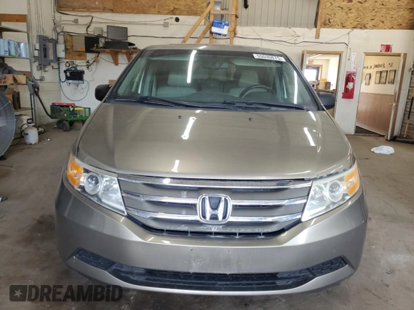 2011 Honda Odyssey EX-L with VIN 5FNRL5H63BB077325, listed as a Copart auction lot 55030675 with 203,062 mi miles and Salvage Title. Bid and sale history available at DreamBid. Image 5.
