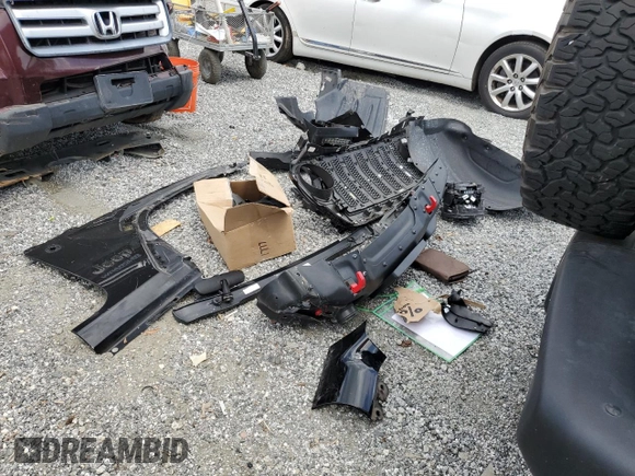 2018 Jeep Wrangler Unlimited Rubicon with VIN 1C4HJXFG8JW232955, listed as a Copart auction lot 49898225 with 22,717 mi miles and Salvage title. Bid and sale history available at DreamBid. Image 12.