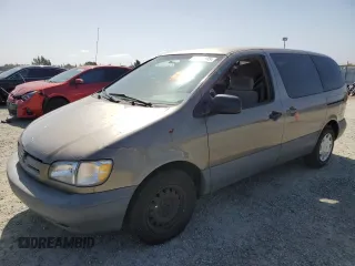 1999 Toyota Sienna CE z VIN 4T3ZF19C4XU163765, wystawiony jako Copart lot #54405805 z przebiegiem Nie podano mil oraz Szkody całkowita. Historia ofert i sprzedaży dostępna na DreamBid. Obrazek 1.