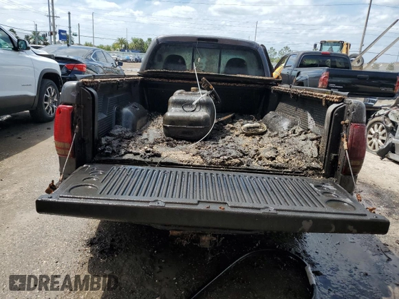 2001 Dodge Dakota with VIN 1B7FL26X21S343416, listed as a Copart auction lot 48143584 with 0 mi miles and Non Repairable. Bid and sale history available at carsss.com. Image 6.