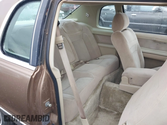 1985 Ford Thunderbird with VIN 1FABP46F2FH175017, listed as a IAAI auction lot 42222867 with 77,911 mi miles and . Bid and sale history available at DreamBid. Image 8.