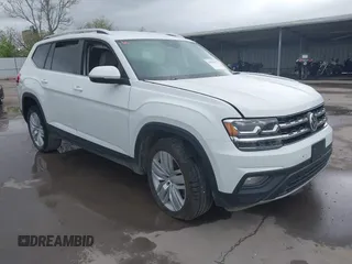 2019 Volkswagen Atlas SE z VIN 1V2WR2CA9KC593891, wystawiony jako IAAI lot #41947078 z przebiegiem 74 525 mil mil oraz . Historia ofert i sprzedaży dostępna na DreamBid. Obrazek 1.