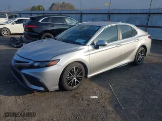 2021 Toyota Camry SE Nightshade with VIN 4T1G11AK5MU497350, listed as a IAAI auction lot 41508646 with 33,033 mi miles. Bid and sale history available at carsss.com. Image 22.