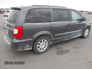 2016 Chrysler Town & Country Touring with VIN 2C4RC1BG3GR280270, listed as a IAAI auction lot 41837563 with 177,376 mi miles. Bid and sale history available at carsss.com. Image 4.