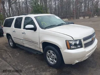 2011 Chevrolet Suburban LTZ with VIN 1GNSCKE01BR292199, listed as a IAAI auction lot 41786730 with 140,671 mi miles. Bid and sale history available at carsss.com. Image 1.