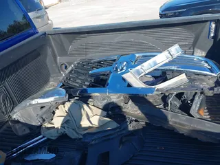2018 Ram 1500 Big Horn with VIN 1C6RR6LG2JS174075, listed as a IAAI auction lot 41629171 with 120,785 mi miles. Bid and sale history available at carsss.com. Image 12.