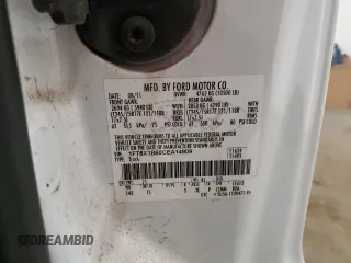 2012 Ford F-350 XL z VIN 1FT8X3B60CEA14909, wystawiony jako Copart lot #60431045 z przebiegiem 177 057 mil mil oraz Szkoda całkowita • Salvage title. Historia ofert i sprzedaży dostępna na DreamBid. Obrazek 12.