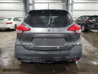 2020 Nissan Kicks S with VIN 3N1CP5BVXLL570533, listed as a Copart auction lot 48519185 with 35,926 mi miles and Salvage Title. Bid and sale history available at carsss.com. Image 6.