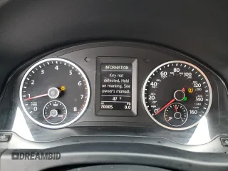 2017 Volkswagen Tiguan S with VIN WVGAV7AXXHK000187, listed as a Copart auction lot 45222535 with 70,005 mi miles and Clean Title. Bid and sale history available at DreamBid. Image 9.