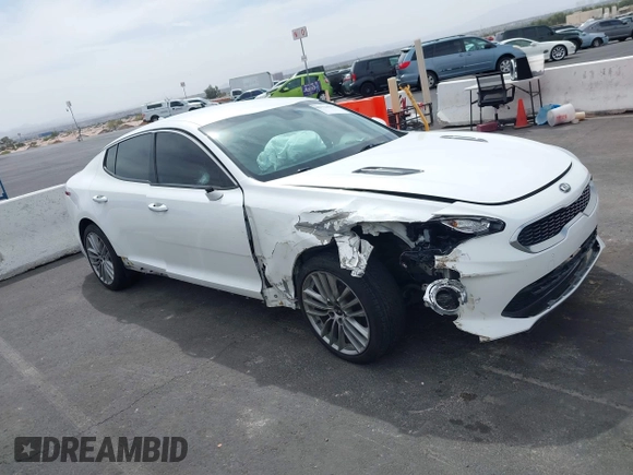 2018 Kia Stinger with VIN KNAE15LA8J6031125, listed as a IAAI auction lot 41928665 with 82,003 mi miles. Bid and sale history available at carsss.com. Image 17.