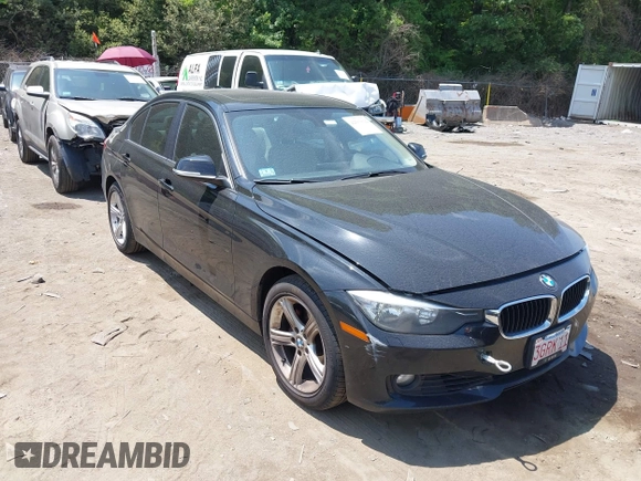2015 BMW 3 Series 328i xDrive z VIN WBA3B5C52FP653910, wystawiony jako IAAI lot #42563622 z przebiegiem 153 033 mil mil oraz . Historia ofert i sprzedaży dostępna na DreamBid. Obrazek 1.