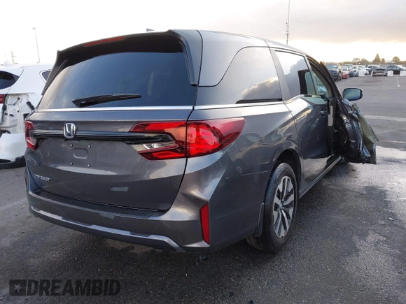2025 Honda Odyssey EX-L with VIN 5FNRL6H64SB038684, listed as a IAAI auction lot 41911992 with Not Provided miles and . Bid and sale history available at DreamBid. Image 4.