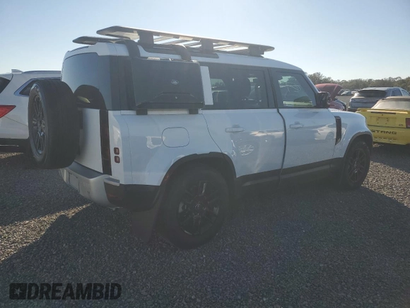 2024 Land Rover Defender S with VIN SALEJ7EU6R2309909, listed as a Copart auction lot 82152564 with 4,446 mi miles and Non repairable. Bid and sale history available at DreamBid. Image 3.