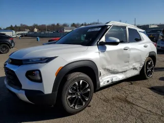 2021 Chevrolet TrailBlazer LT with VIN KL79MRSL3MB171291, listed as a Copart auction lot 49855135 with 141,635 mi miles and Salvage Title. Bid and sale history available at carsss.com. Image 1.