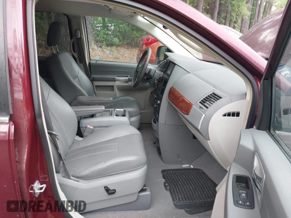 2008 Chrysler Town & Country Touring with VIN 2A8HR54P58R780486, listed as a IAAI auction lot 42226012 with 176,028 mi miles and . Bid and sale history available at DreamBid. Image 5.