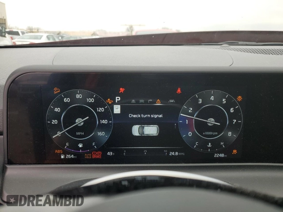 2024 Kia Seltos SX z VIN KNDETCA74R7585079, wystawiony jako Copart lot #43315445 z przebiegiem 2 248 mil mil oraz Czysty tytuł • Clean title. Historia ofert i sprzedaży dostępna na DreamBid. Obrazek 9.