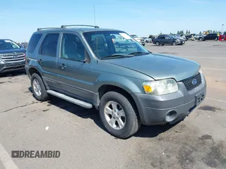 2006 Ford Escape XLT с VIN 1FMYU931X6KA30423, выставлен на аукционе IAAI как лот 42282869 с пробегом 167 727 миль миль и . История ставок и продаж доступна на DreamBid. Изображение 1.
