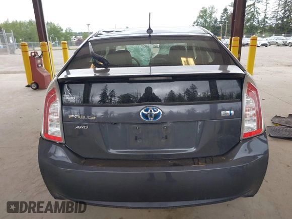 2012 Toyota Prius One with VIN JTDKN3DUXC1506488, listed as a IAAI auction lot 42137519 with 243,893 mi miles. Bid and sale history available at carsss.com. Image 17.