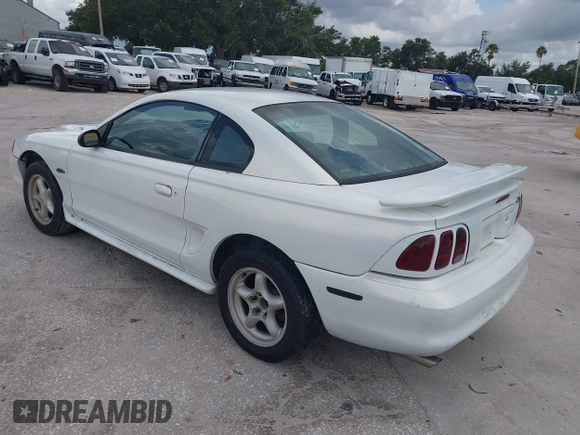 1997 Ford Mustang GT with VIN 1FALP42X8VF152984, listed as a IAAI auction lot 42738292 with 92,002 mi miles and . Bid and sale history available at DreamBid. Image 3.