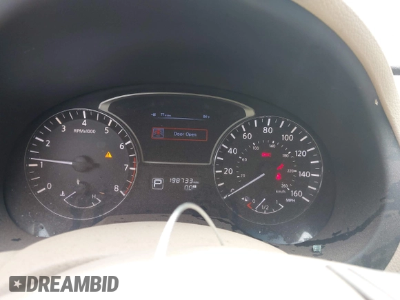 2013 Nissan Altima SV with VIN 1N4AL3AP6DN555283, listed as a IAAI auction lot 41791647 with 198,733 mi miles and . Bid and sale history available at DreamBid. Image 7.